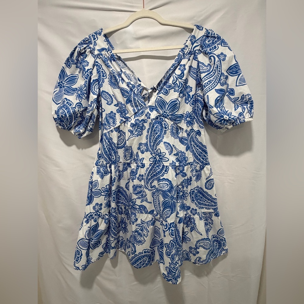 XiRENA Nissa Floral Paisley Blue and White Dress